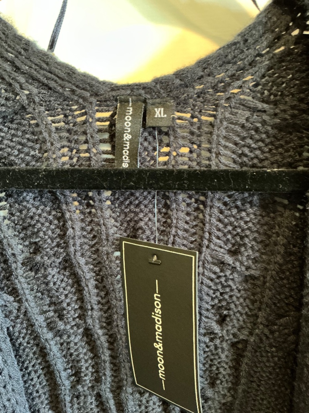 Moon and Madison cardigan. Brand new! With tags! Size XL - Picture 5 of 5